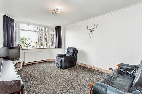 20 Arterial Road, Leigh-on-sea, SS9 4DA