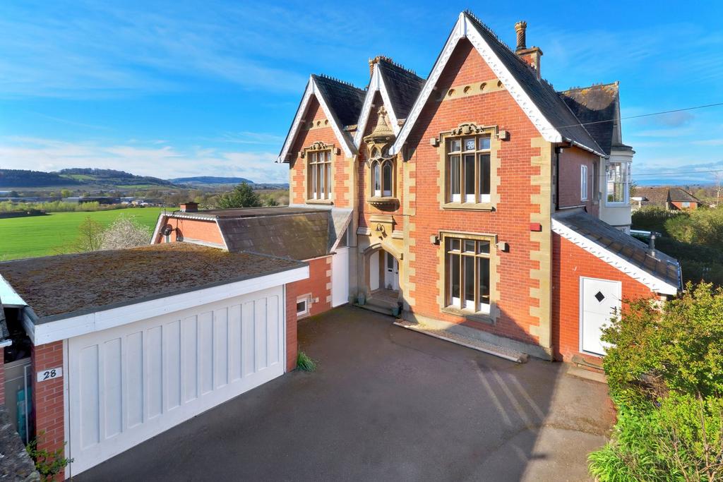 Hampton Park Road, Hereford, HR1 5 bed semidetached house for sale £
