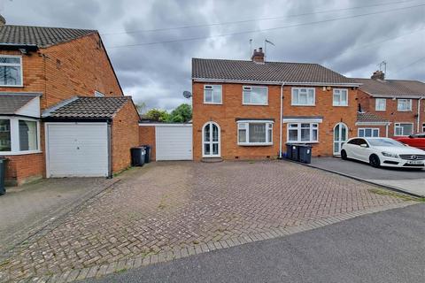 3 bedroom semi-detached house for sale, Links Road, Nr Hollywood, Birmingham