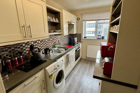 2 bedroom flat for sale, Sheridan Road, Hereford, HR4