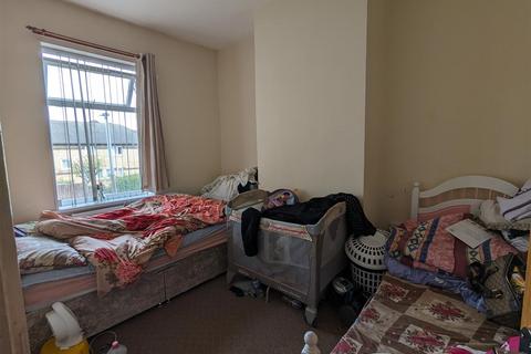 2 bedroom house for sale, Princeville Street, Bradford