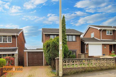 3 bedroom detached house for sale, Birches Head Road, Stoke-On-Trent ST1