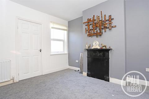 2 bedroom terraced house for sale, St Georges Road, Pakefield, NR33