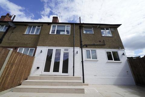 2 bedroom apartment to rent, South Vale, Harrow