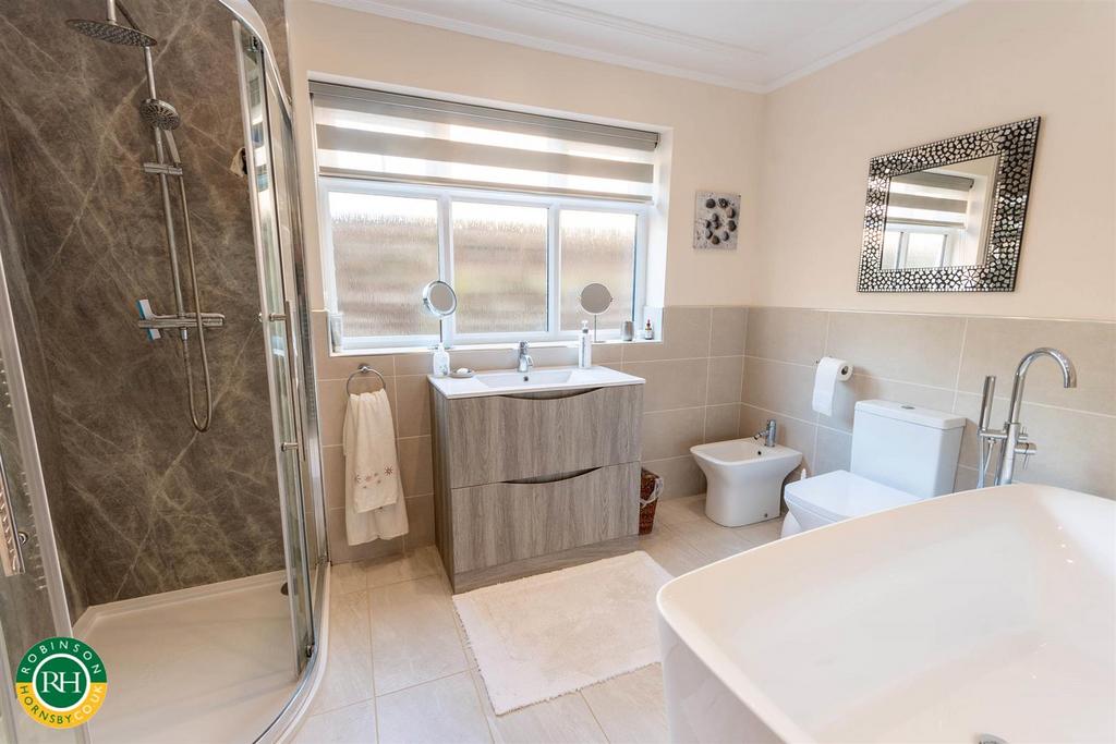 Family bathroom