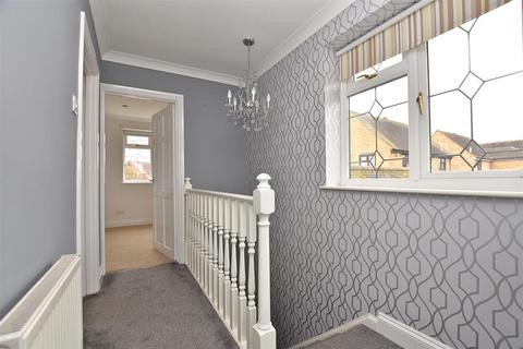 3 bedroom detached house for sale, Albert Road, South Woodham Ferrers, Chelmsford