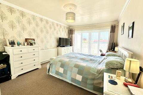 2 bedroom semi-detached bungalow for sale, Milton Crescent, Brixham