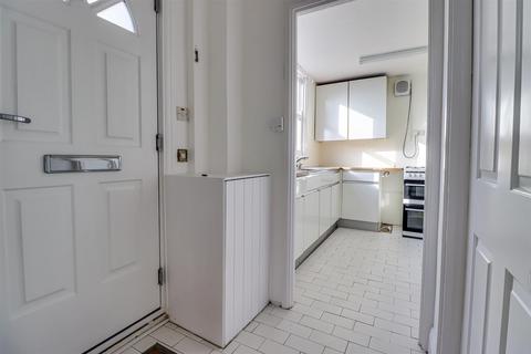 3 bedroom detached house for sale, New Road, Leigh-On-Sea SS9