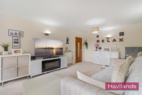 1 bedroom flat for sale, Chesterfield Lodge, Church Hill, Winchmore Hill