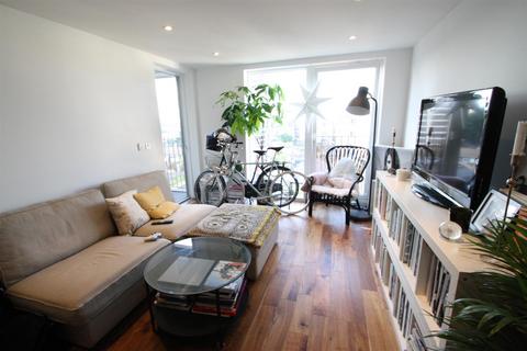 1 bedroom flat to rent, 56 De Beauvoir Crescent, London N1
