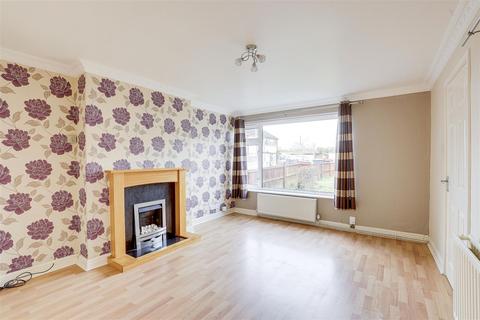 3 bedroom end of terrace house for sale, Porchester Close, Hucknall NG15