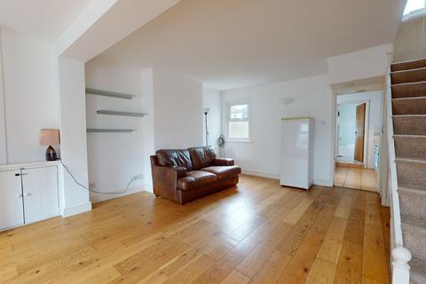 2 Trafalgar Road, Gravesend, DA11 0QA
