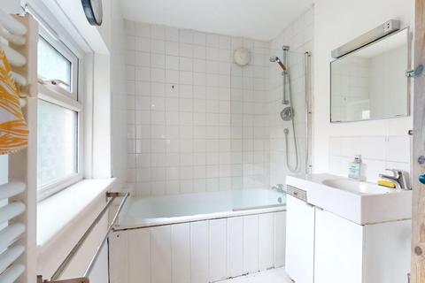 2 Trafalgar Road, Gravesend, DA11 0QA