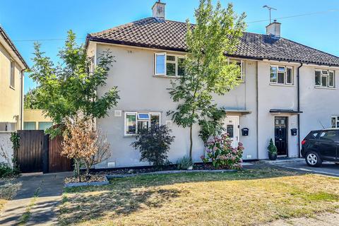 182 Blenheim Chase, Leigh-on-sea, SS9 3HQ
