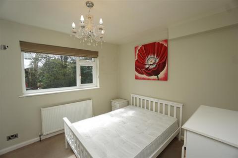 1 bedroom flat to rent, Beech Court, Beech Hill Road, Broomhill, Sheffield