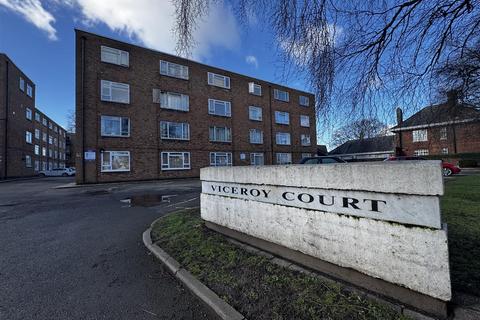 Viceroy Court, Dunstable