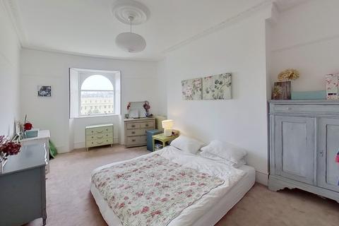 1 bedroom flat for sale, Brunswick Square, Hove, BN3