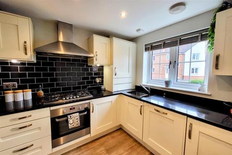 77 Parker Drive, Buntingford, SG9 9GL