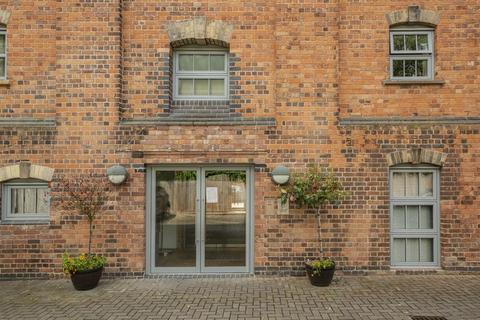 2 bedroom apartment for sale, The Malt House, Cairns Close, Lichfield