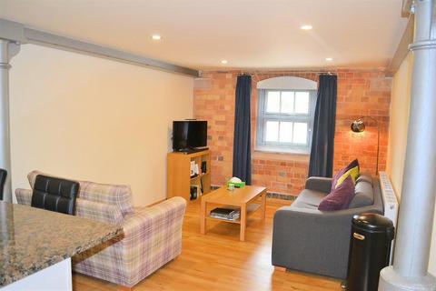 2 bedroom apartment for sale, The Malt House, Cairns Close, Lichfield