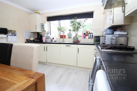 3 bedroom end of terrace house for sale, Tithelands, Harlow