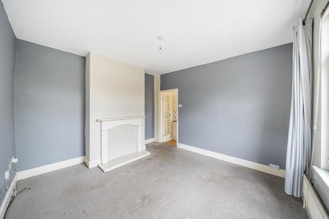 10 Spring Hill, Tadcaster, LS24 8AD