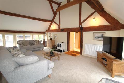 3 bedroom barn conversion for sale, The Granary, Greenhill Farm, Bishops Itchington