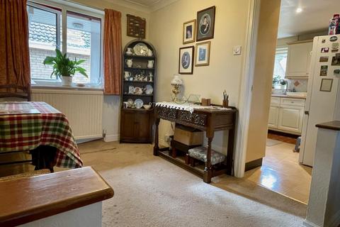 3 bedroom detached bungalow for sale, Stuteville Close, Kirkbymoorside, York