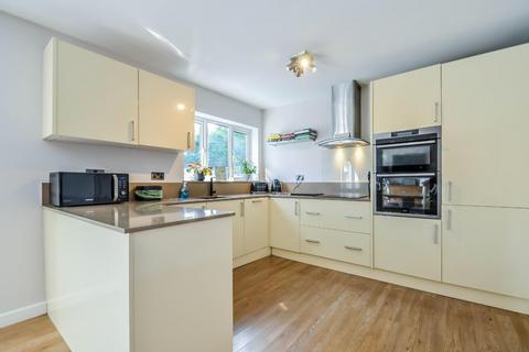 3 bedroom detached house for sale, Flemming Crescent, Leigh-On-Sea SS9