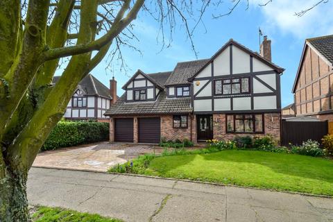 5 bedroom detached house for sale, Ravendale Way, Southend-On-Sea SS3