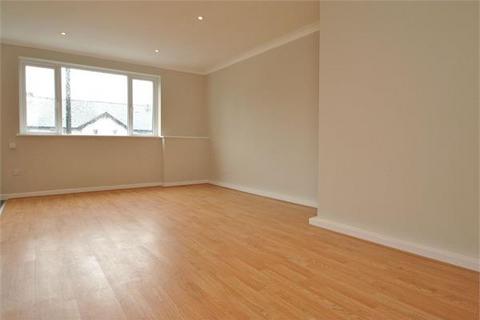 2 bedroom flat to rent, South Ealing Road, W5