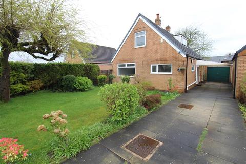 3 bedroom detached house to rent, Firs Park Crescent, Aspull, Wigan