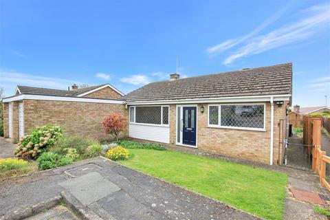 2 bedroom detached bungalow for sale, Ravensbank, Rushden NN10