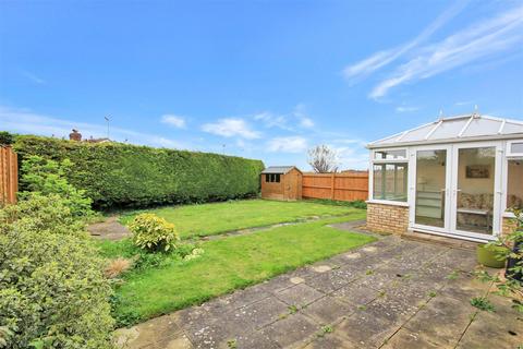 2 bedroom detached bungalow for sale, Ravensbank, Rushden NN10