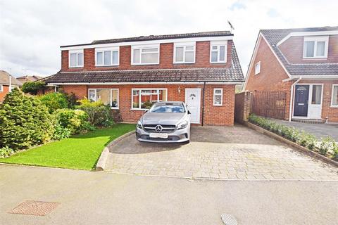 4 bedroom semi-detached house for sale, Birch Grove, Hempstead, Gillingham