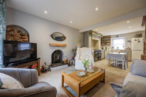 2 bedroom terraced house for sale, 2 Cragg Terrace, Ingleton