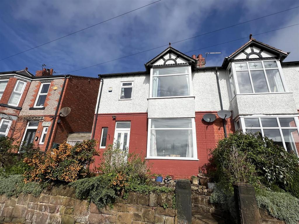 Radnor Avenue, Heswall, Wirral 3 bed semidetached house for sale £