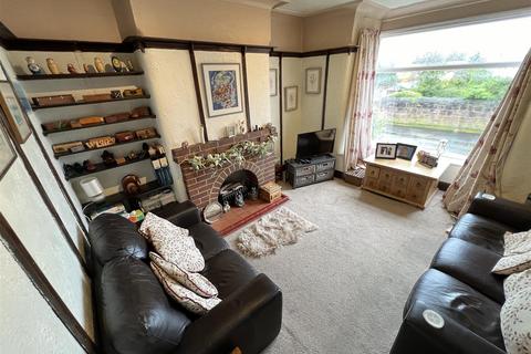 3 bedroom semi-detached house for sale, Radnor Avenue, Heswall, Wirral