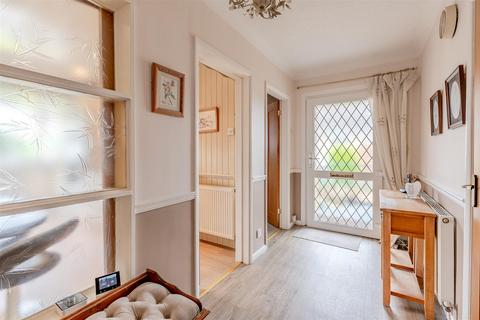 3 bedroom detached bungalow for sale, Kendal Close, Dunnington, York, YO19 5PG