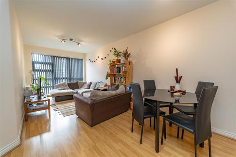 2 bedroom apartment for sale, Regents Court, Woodside Road, Whalley Range
