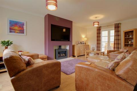 4 bedroom detached house for sale, The Anchorage, Hempsted, Gloucester