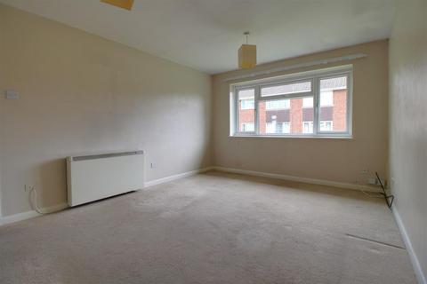 31 Hendingham Close, Tuffley, Gloucester, GL4 0XS