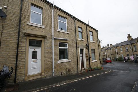 2 bedroom terraced house to rent, Firth Avenue, Brighouse