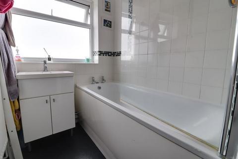 Flat 19, Castle Court Castle Lane, Benfleet, SS7 2AE