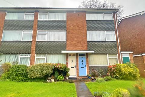 18 Links View, Sutton Coldfield, B74 3EP