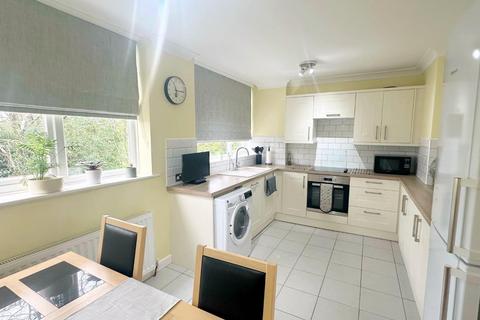 18 Links View, Sutton Coldfield, B74 3EP