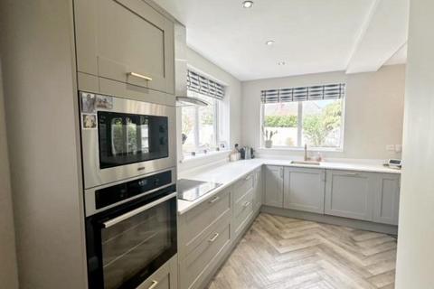 23 Clarence Gardens, Sutton Coldfield, B74 4AP