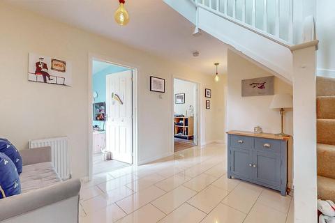 5 Lanolin Close, Oakridge Park, Milton Keynes, MK14 6GQ