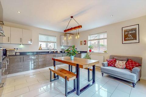 5 Lanolin Close, Oakridge Park, Milton Keynes, MK14 6GQ