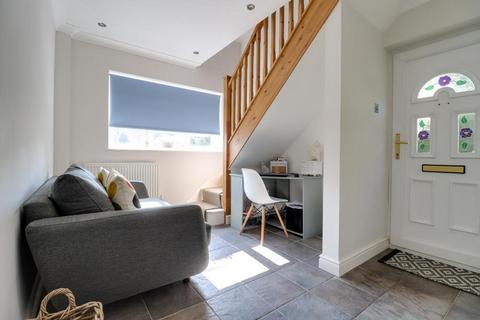 6 Ashcombe Close, Leigh-on-sea, SS9 4SE